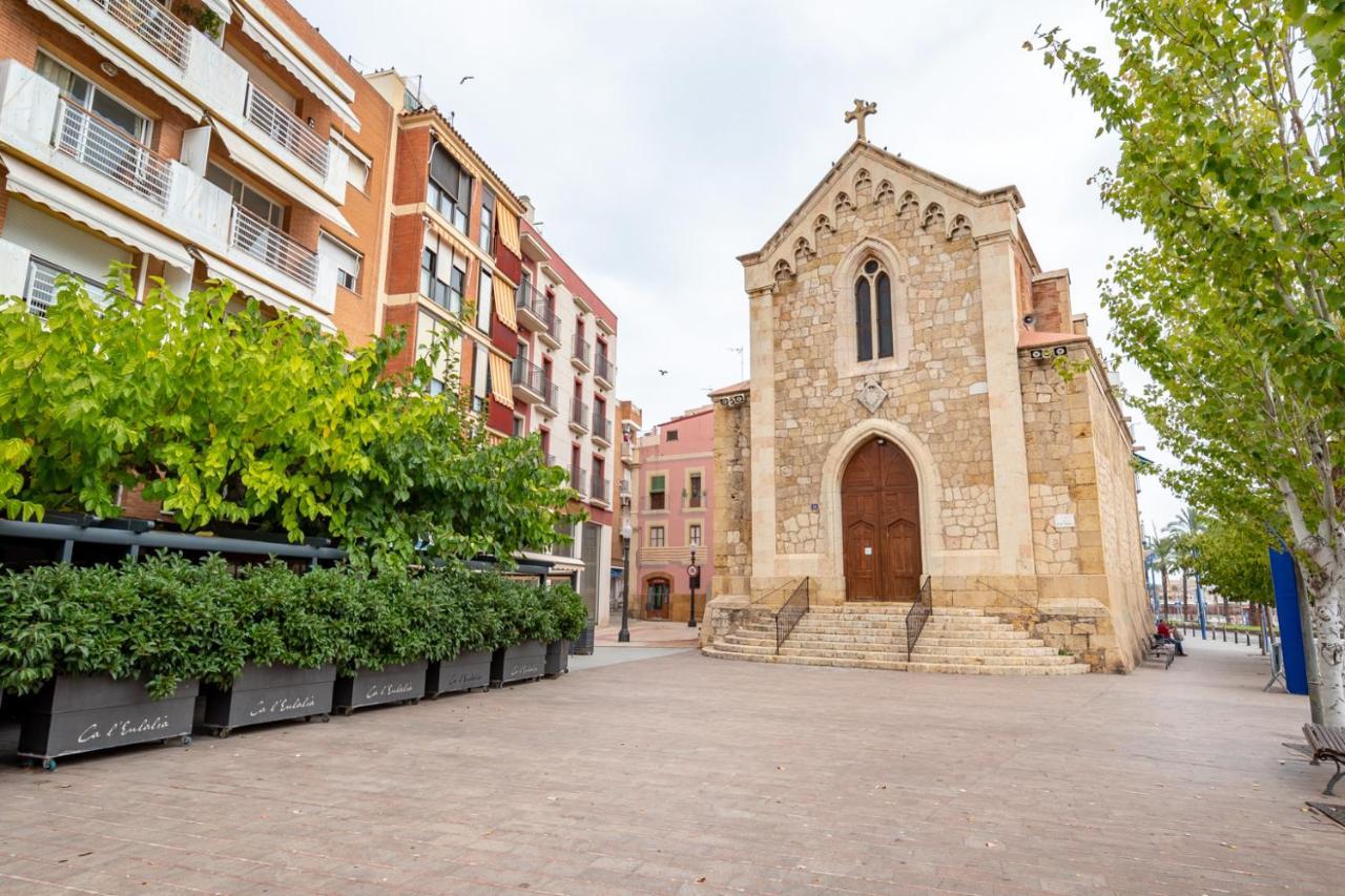 Acogedor Apartamento En Serrallo Tarragona Exterior photo